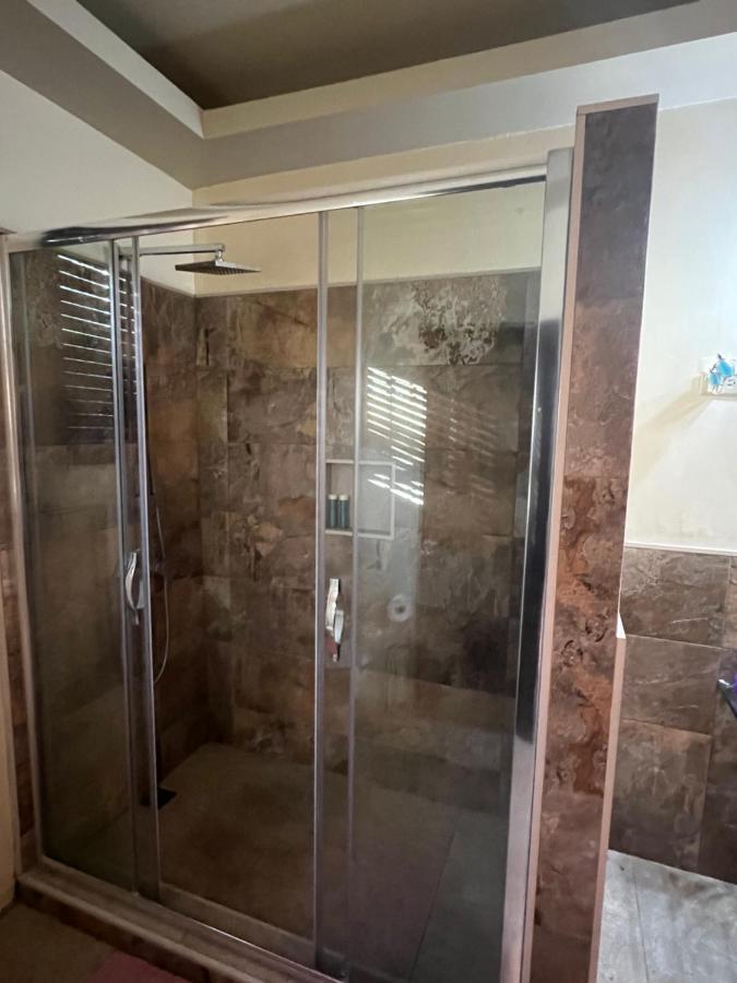 Kingston Oasis One Bedroom Екстер'єр фото